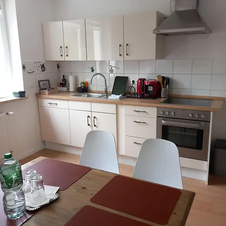 1#netflix &wlan &kingsize Bett &kaffee Maschine & Zentral & 500m Innenhafen & 2 Min U Bahn Apartmán *