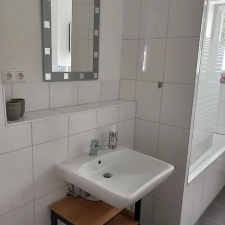 1#netflix &wlan &kingsize Bett &kaffee Maschine & Zentral & 500m Innenhafen & 2 Min U Bahn Apartmán Duisburg