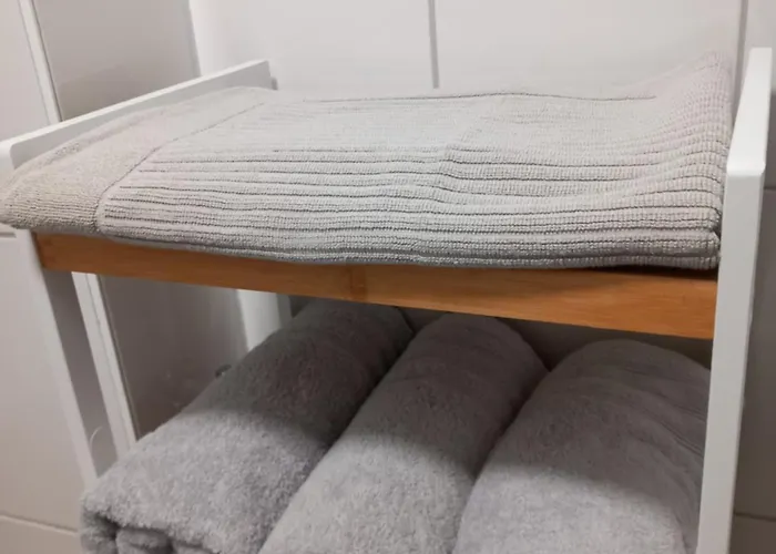 1#netflix &wlan &kingsize Bett &kaffee Maschine & Zentral & 500m Innenhafen & 2 Min U Bahn