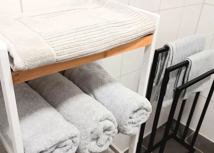 1#netflix &wlan &kingsize Bett &kaffee Maschine & Zentral & 500m Innenhafen & 2 Min U Bahn