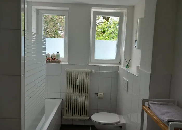 Apartmán 1#netflix &wlan &kingsize Bett &kaffee Maschine & Zentral & 500m Innenhafen & 2 Min U Bahn Duisburg