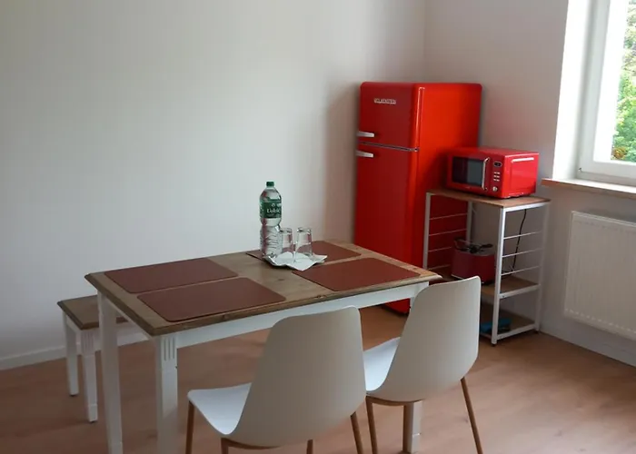 1#netflix &wlan &kingsize Bett &kaffee Maschine & Zentral & 500m Innenhafen & 2 Min U Bahn *